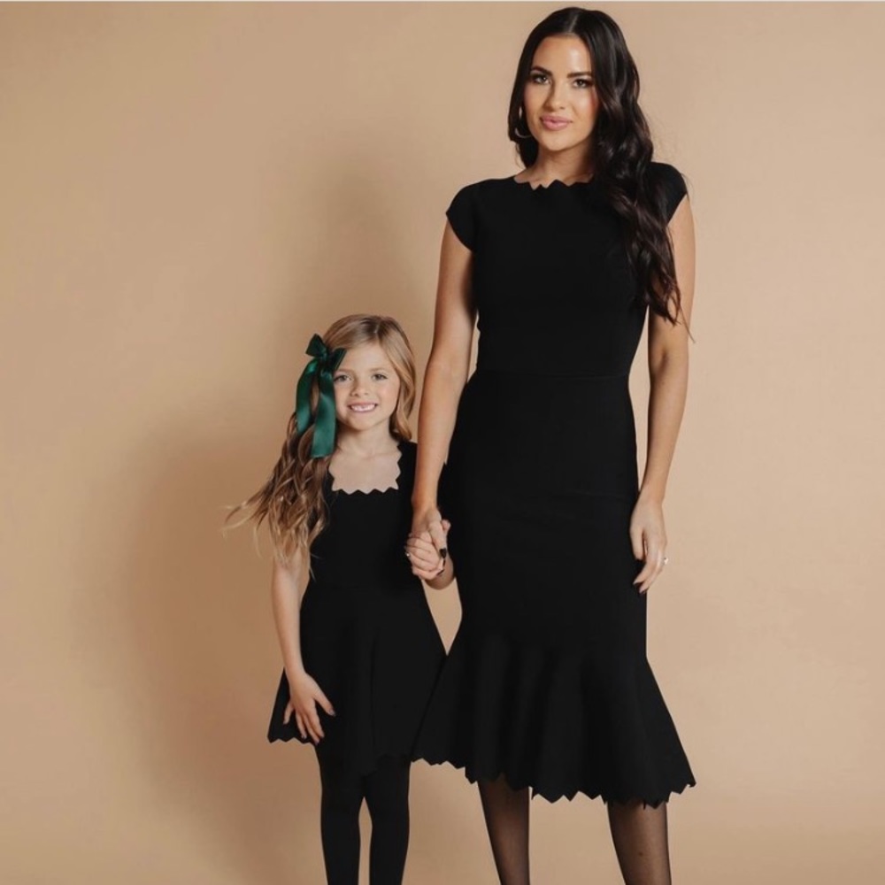Rachel Parcell stretch knit sheath dress- Size Small- NWT